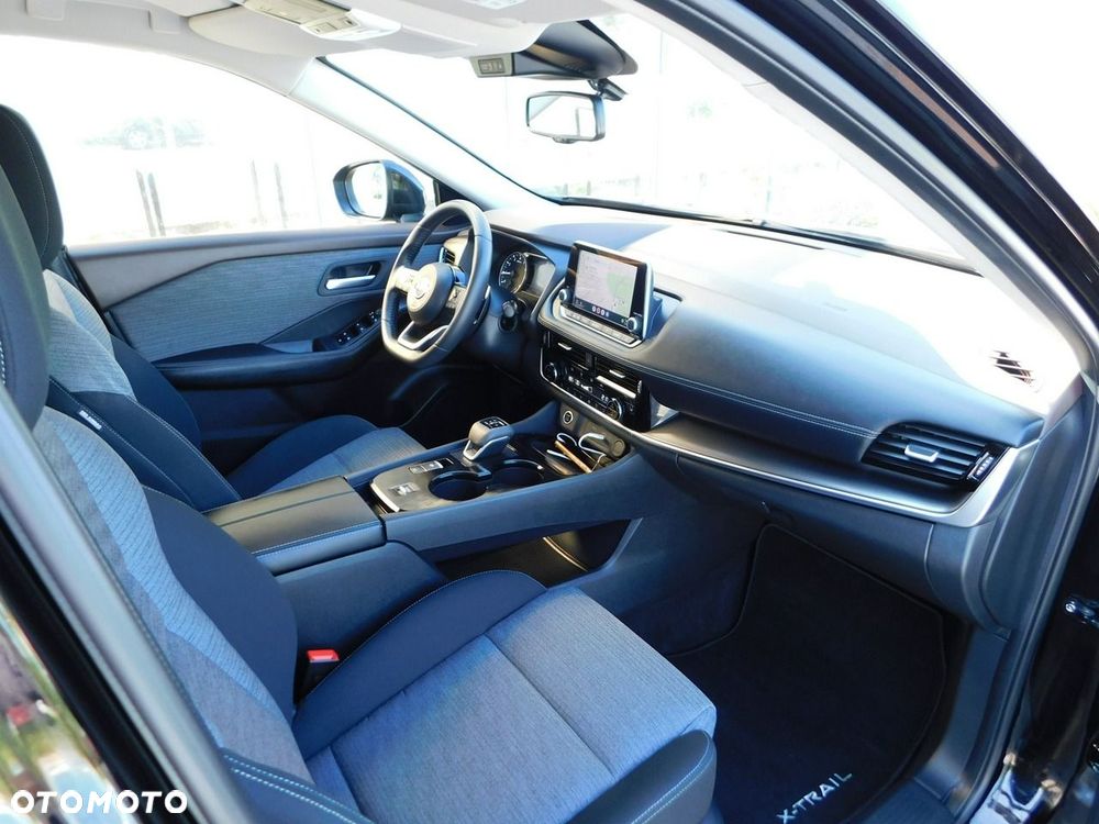 Nissan X-Trail - 8