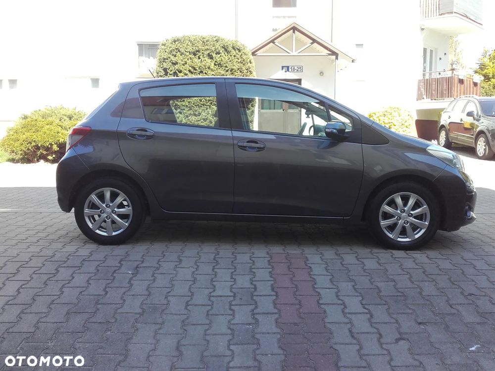 Toyota Yaris - 2