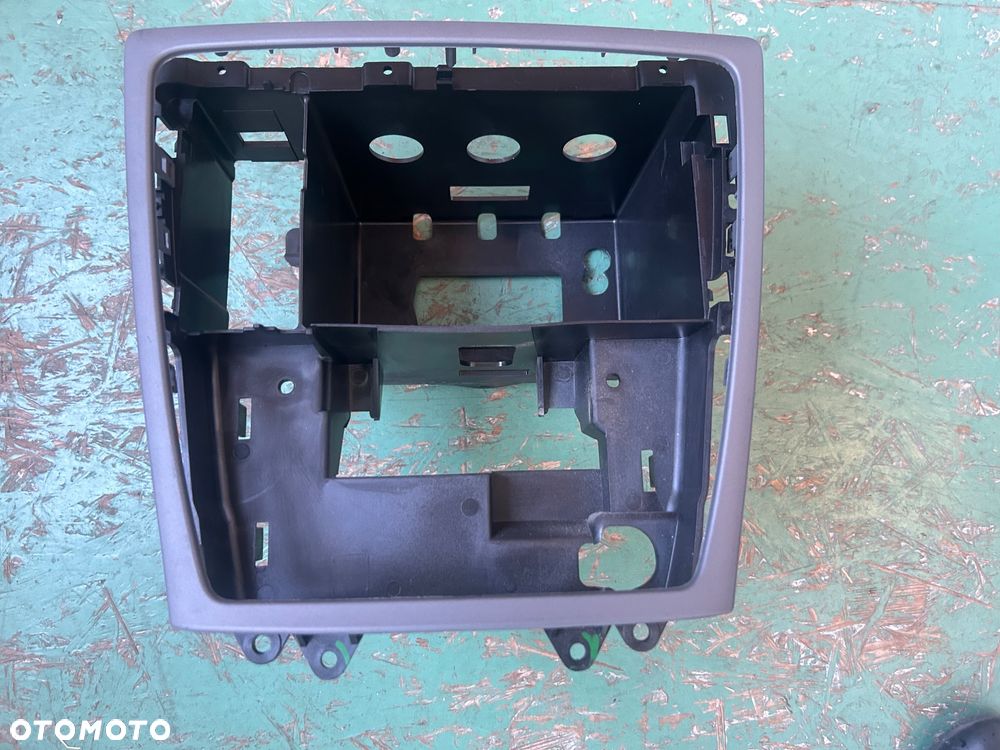 Volvo S60 l Lift Ramka radia kieszeń Półka radia - 1