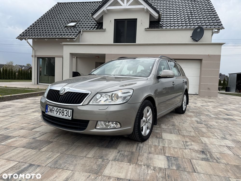 Skoda Octavia - 2