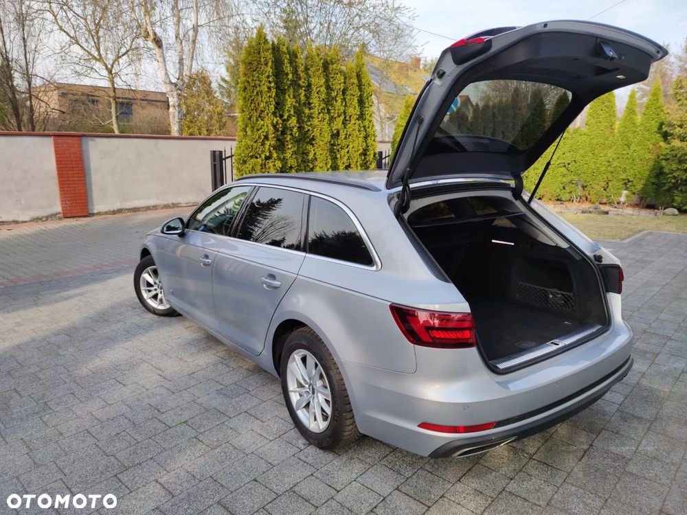 Audi A4 Avant 2.0 TDI S tronic quattro - 13