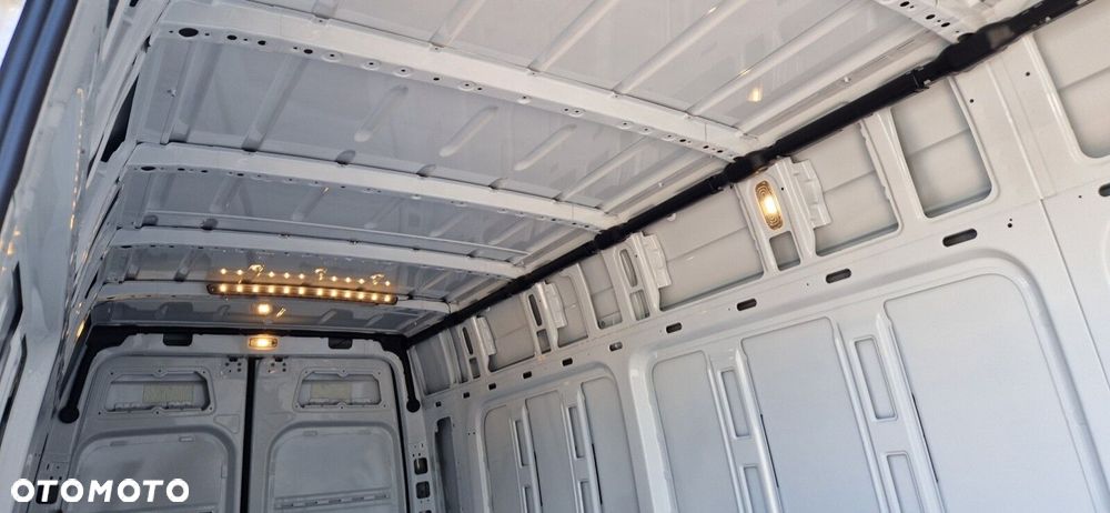 Mercedes-Benz Sprinter Sprinter - 20