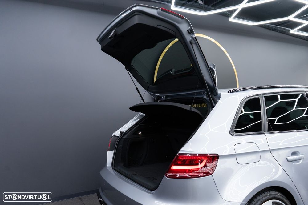 Audi RS3 Sportback 2.5 TFSI quattro S tronic - 20
