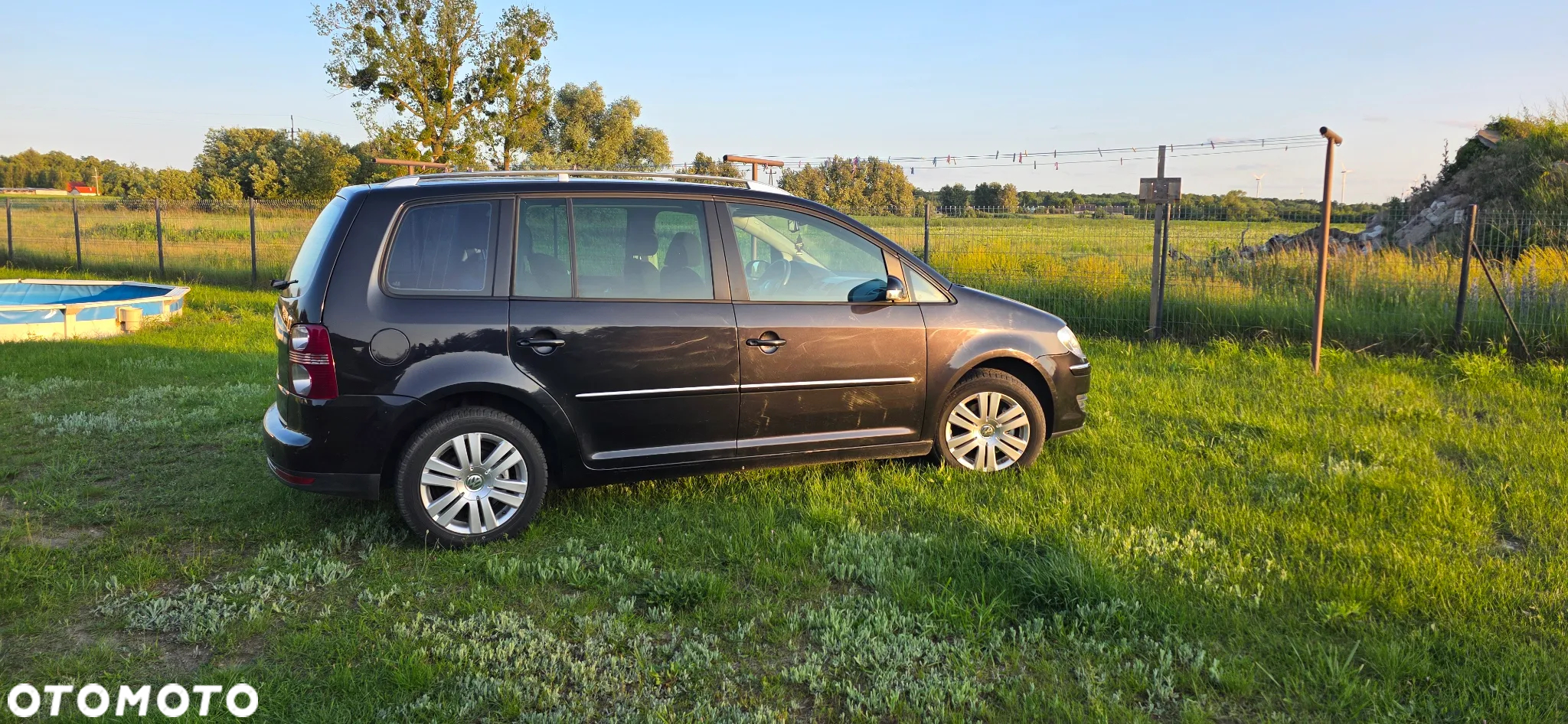 Volkswagen Touran 2.0 TDI Highline DSG - 3
