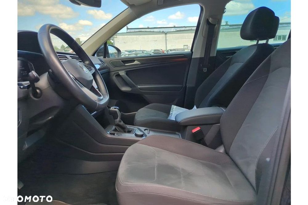 Volkswagen Tiguan 2.0 TSI 4Mot Elegance DSG - 5
