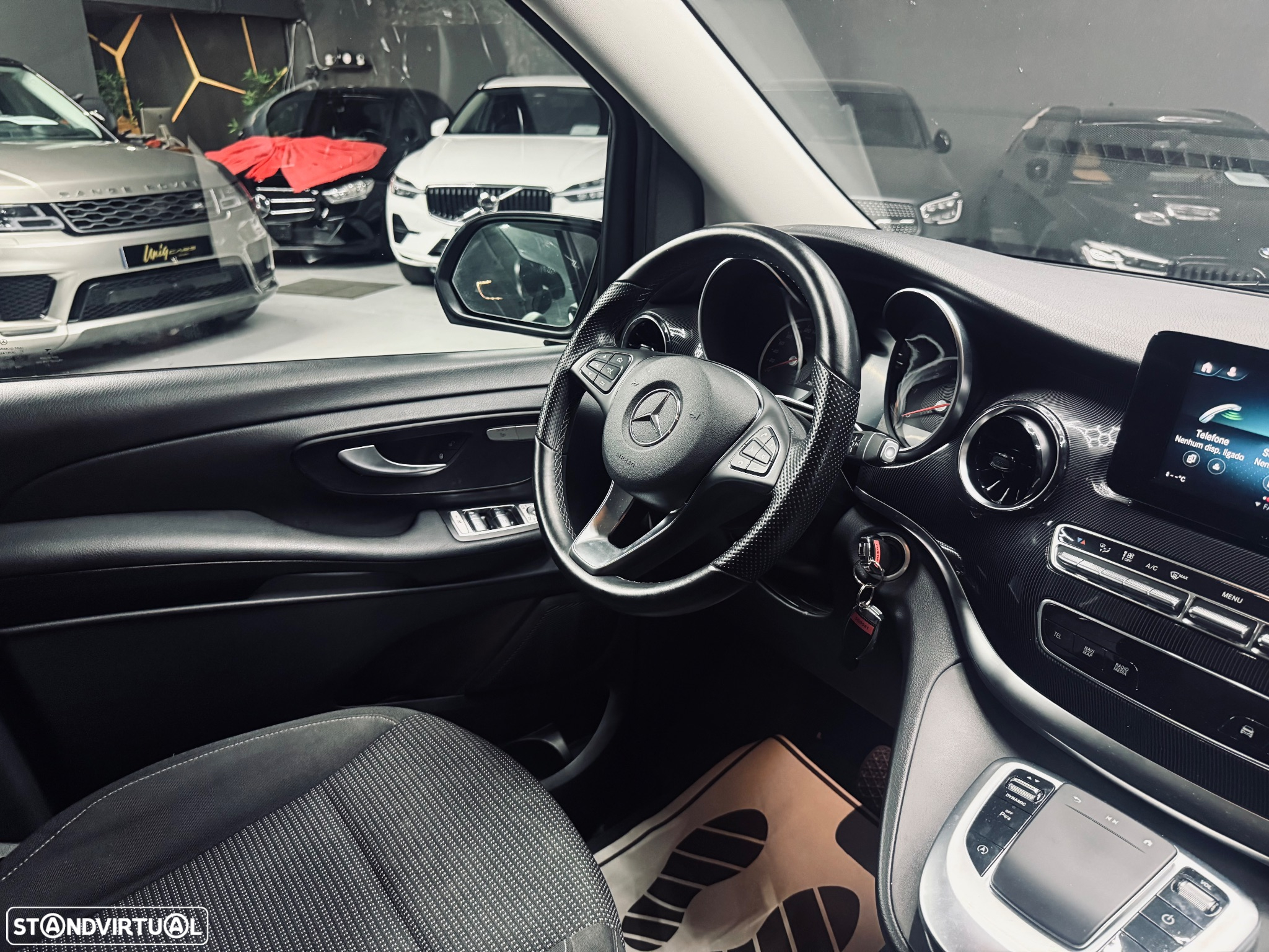Mercedes-Benz V 300 d Longo Avantgarde - 15