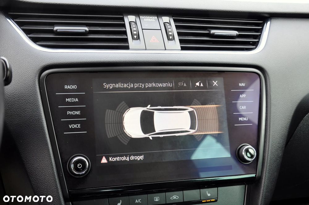 Skoda Octavia 2.0 TDI Elegance DSG - 31