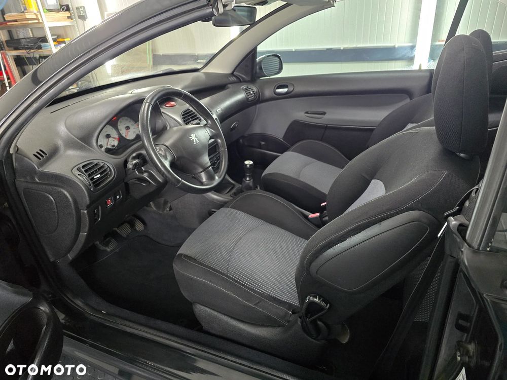 Peugeot 206 CC - 4