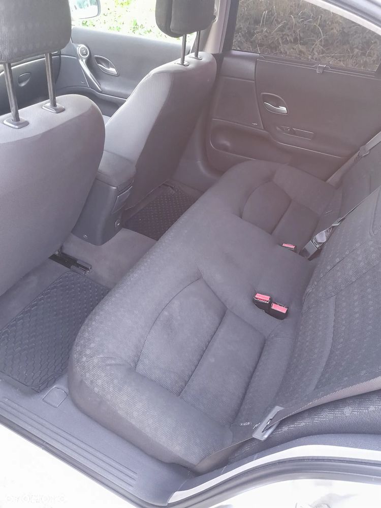 Renault Laguna 1.6 Confort Expression - 6