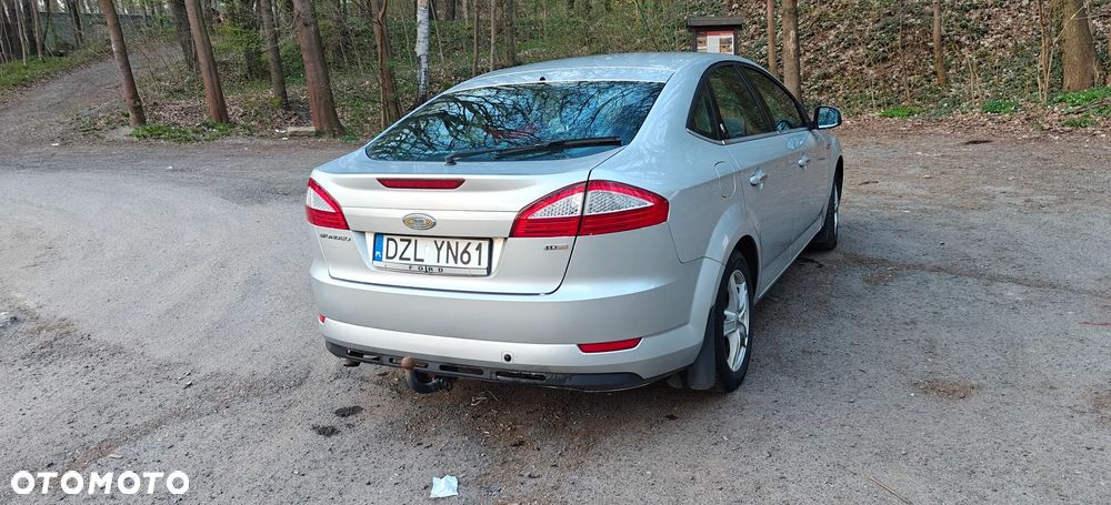 Ford Mondeo 2.0 TDCi Ghia - 9