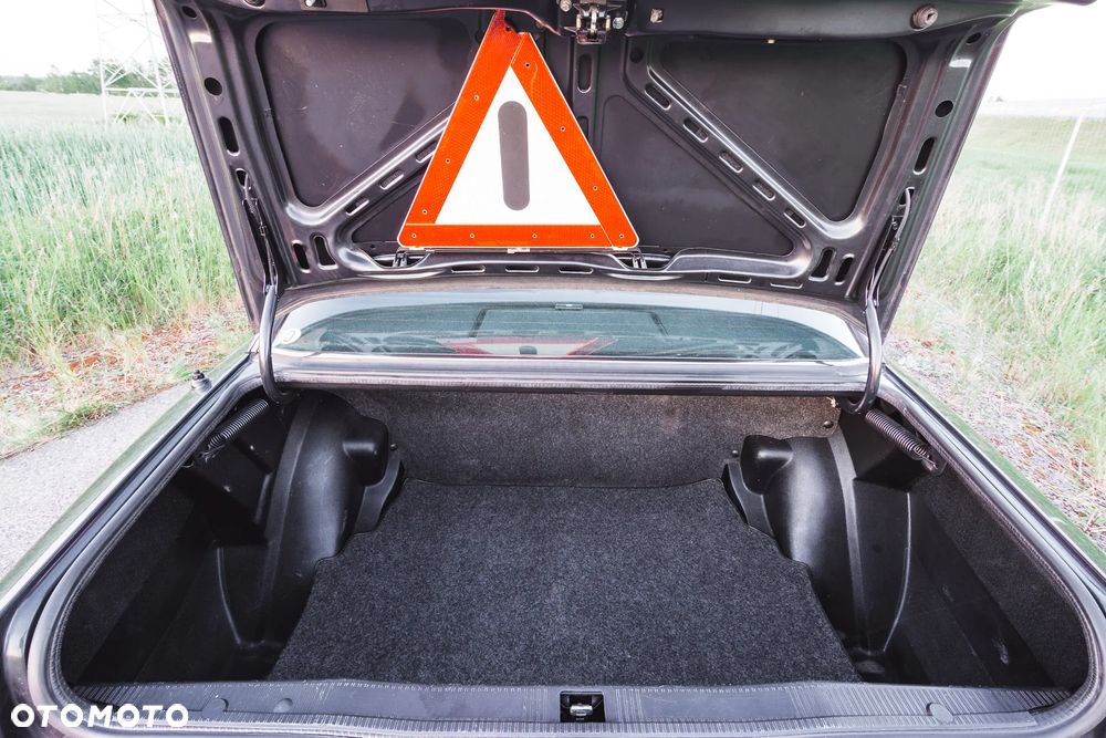 Mercedes-Benz W201 (190) - 21