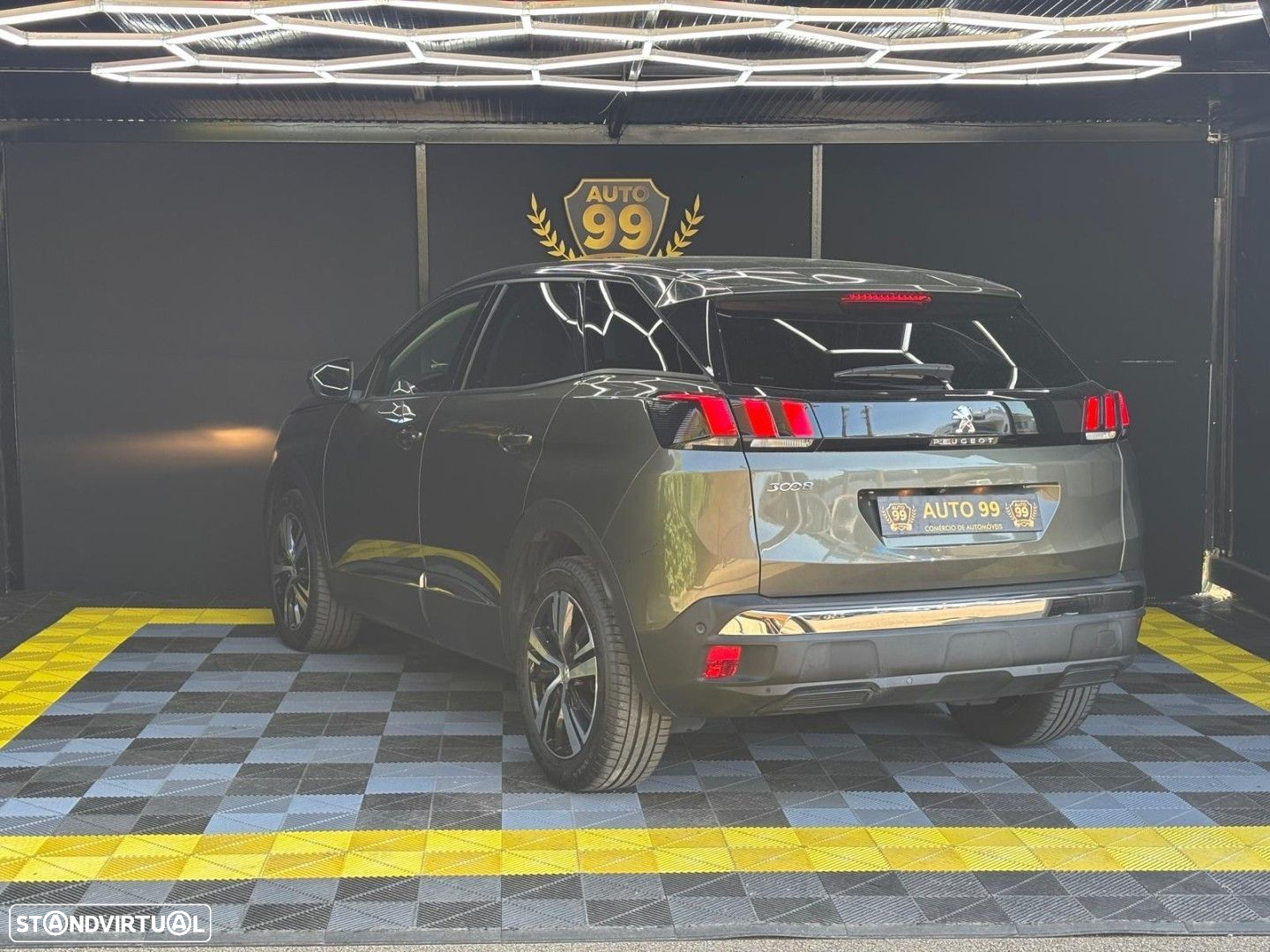 Peugeot 3008 1.5 BlueHDi Allure EAT8 - 3