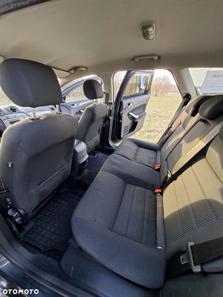 Ford Mondeo 2.0 TDCi Titanium - 13