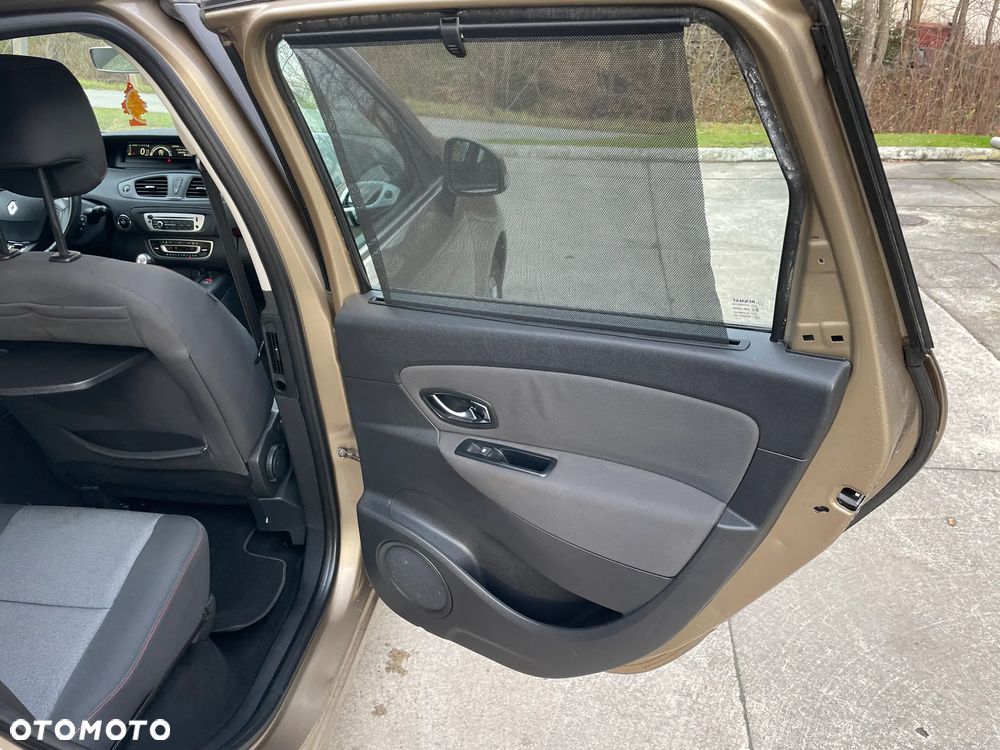 Renault Scenic Energy TCe 130 S&S Bose Edition - 19