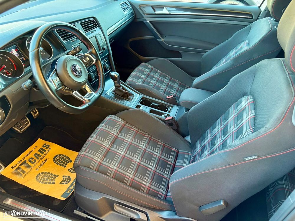 VW Golf 2.0 TSi GTi DSG - 10