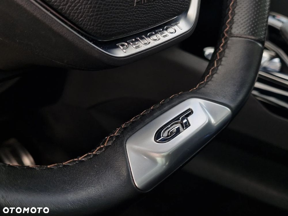 Peugeot 3008 Hybrid4 300 e-EAT8 GT - 27