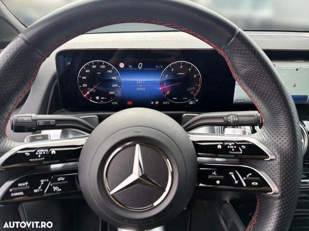 Mercedes-Benz GLB 220 4Matic 8G-DCT AMG Line Advanced Plus - 12