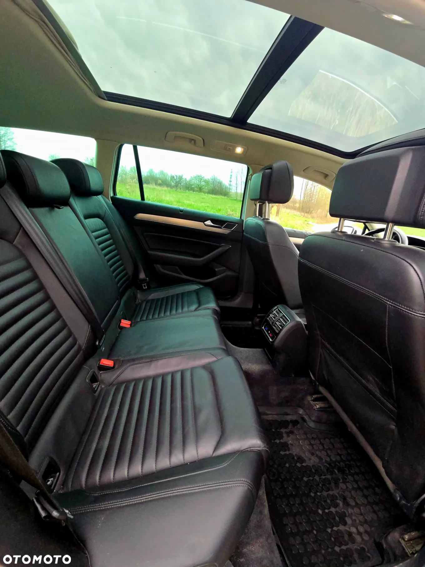 Volkswagen Passat 2.0 TDI Bi-Turbo BMT 4Mot Highline DSG - 11