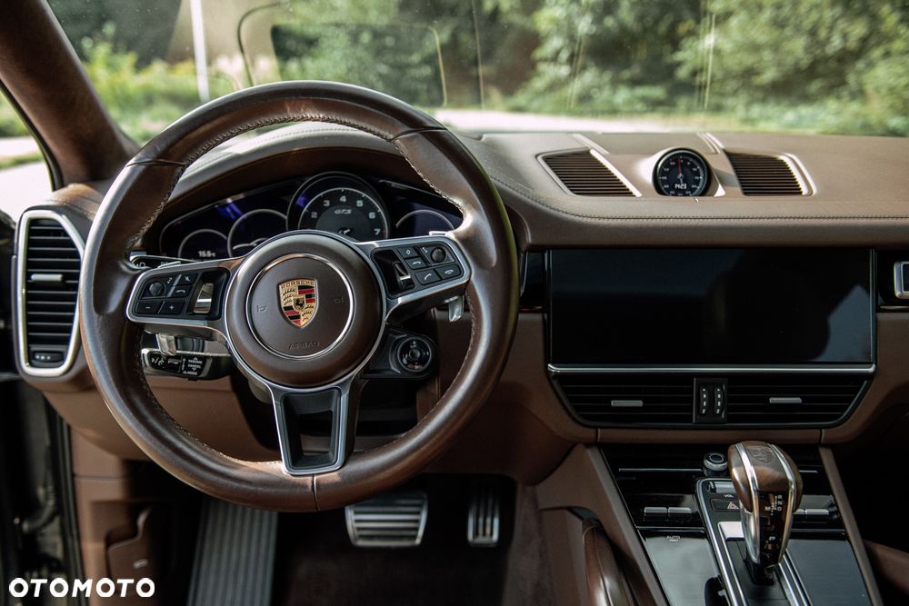 Porsche Cayenne GTS - 31