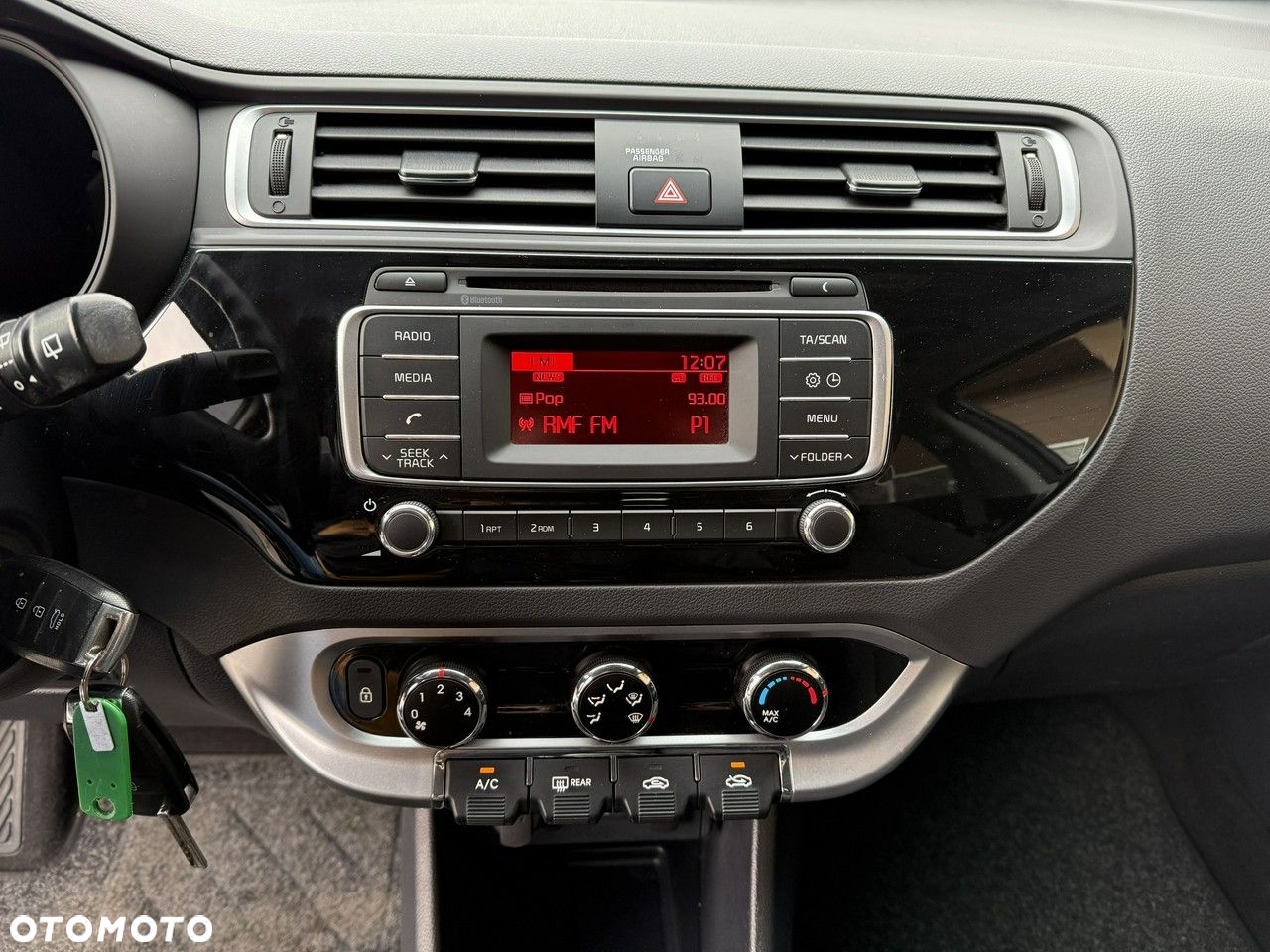 Kia Rio - 13