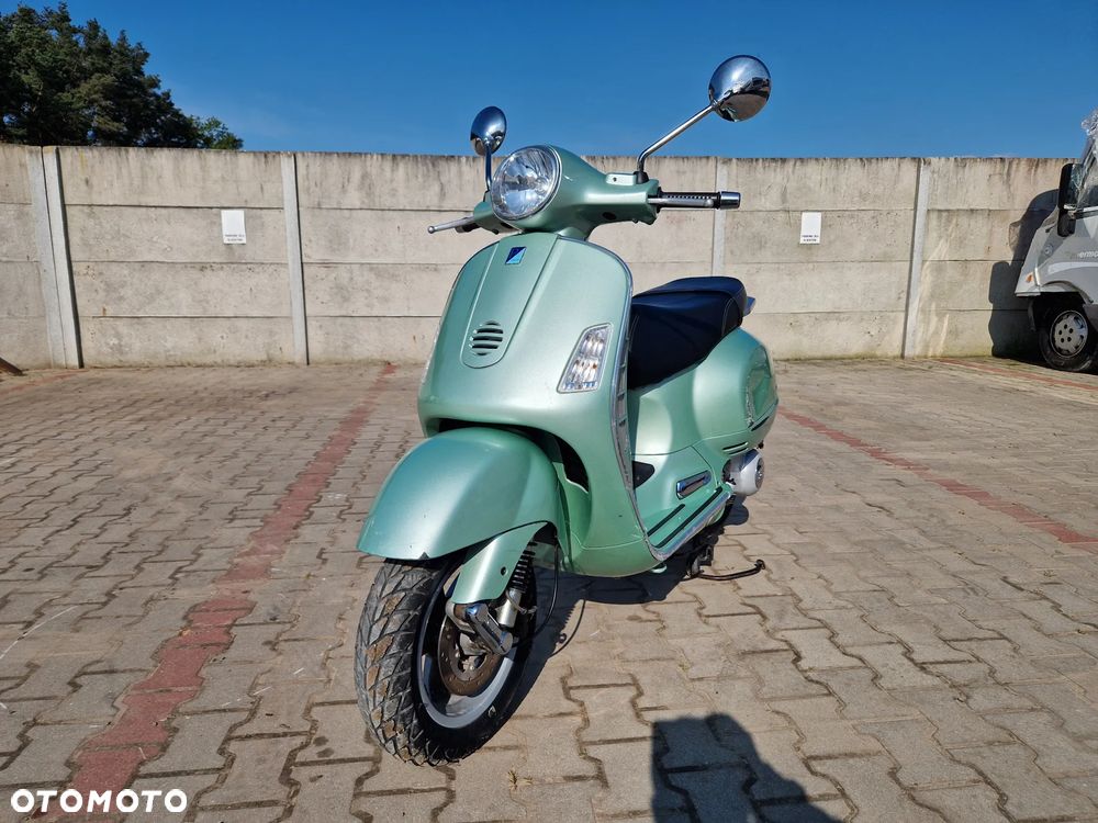 Piaggio Vespa - 13