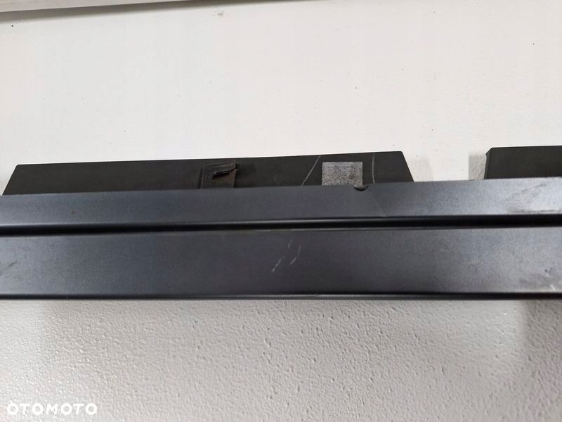 hyundai kona i 1 listwa nakładka progowa prawa 87752-j9500 - 9