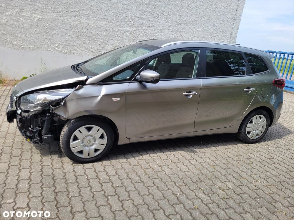Kia Carens 1.6 GDI ISG Vision - 26