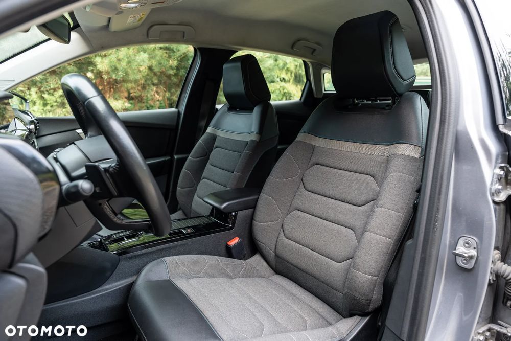 Citroën C4 1.2 PureTech C-Series S&S EAT8 - 22