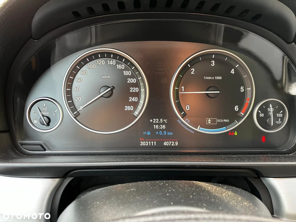 BMW Seria 5 520d Efficient Dynamics - 14