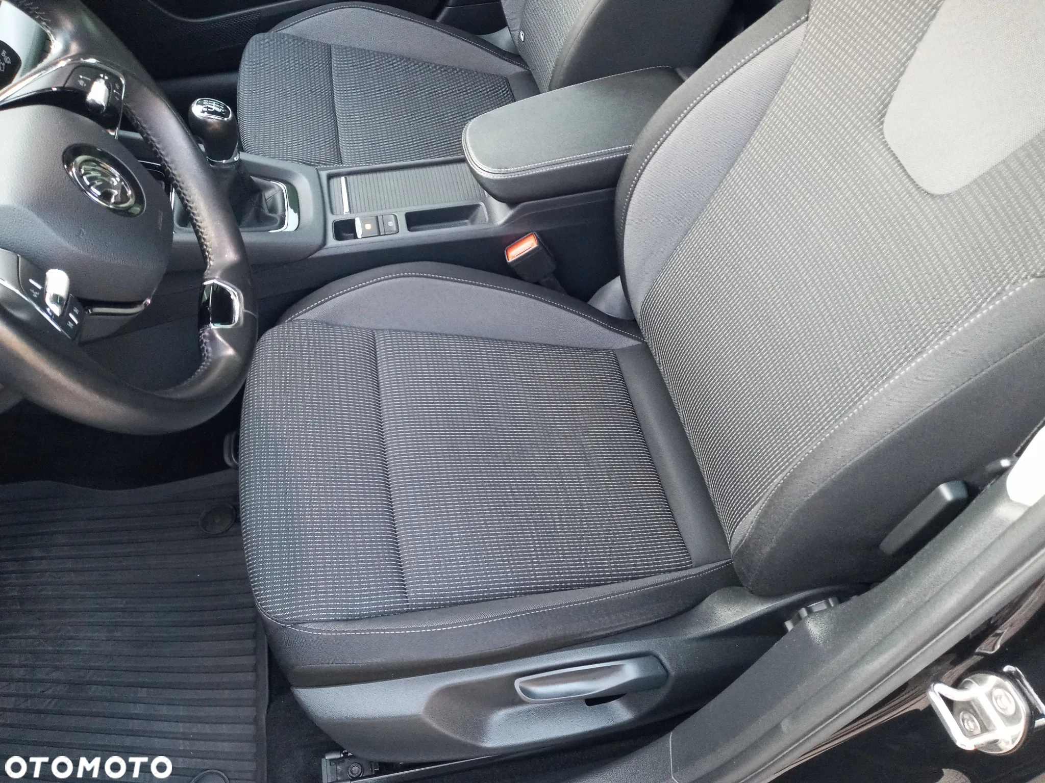 Skoda Octavia 1.5 TSI ACT Ambition - 27
