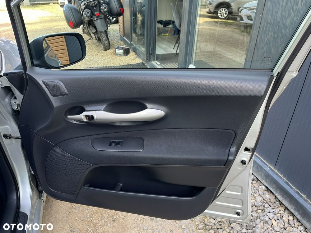 Toyota Auris - 17