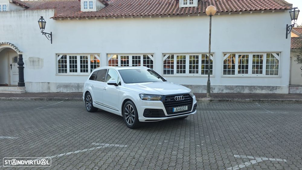Audi Q7 3.0 TDI quattro S-line Tiptronic 7L - 2