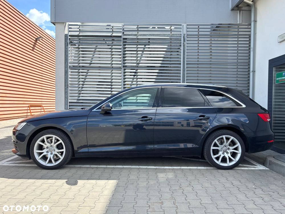 Audi A4 Avant - 4