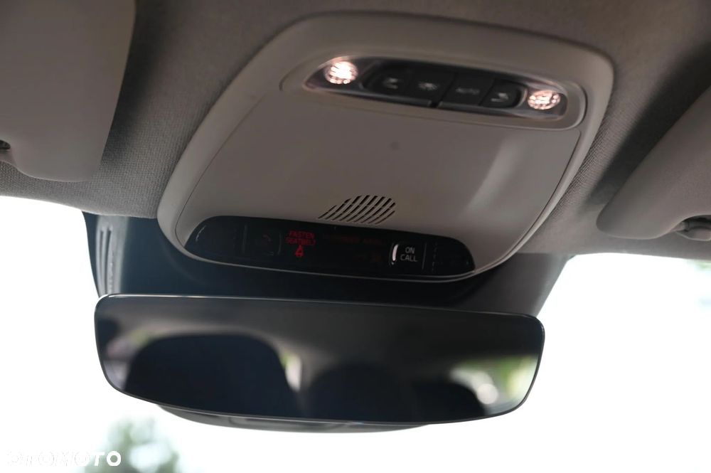 Volvo XC 40 T3 Momentum Core - 30