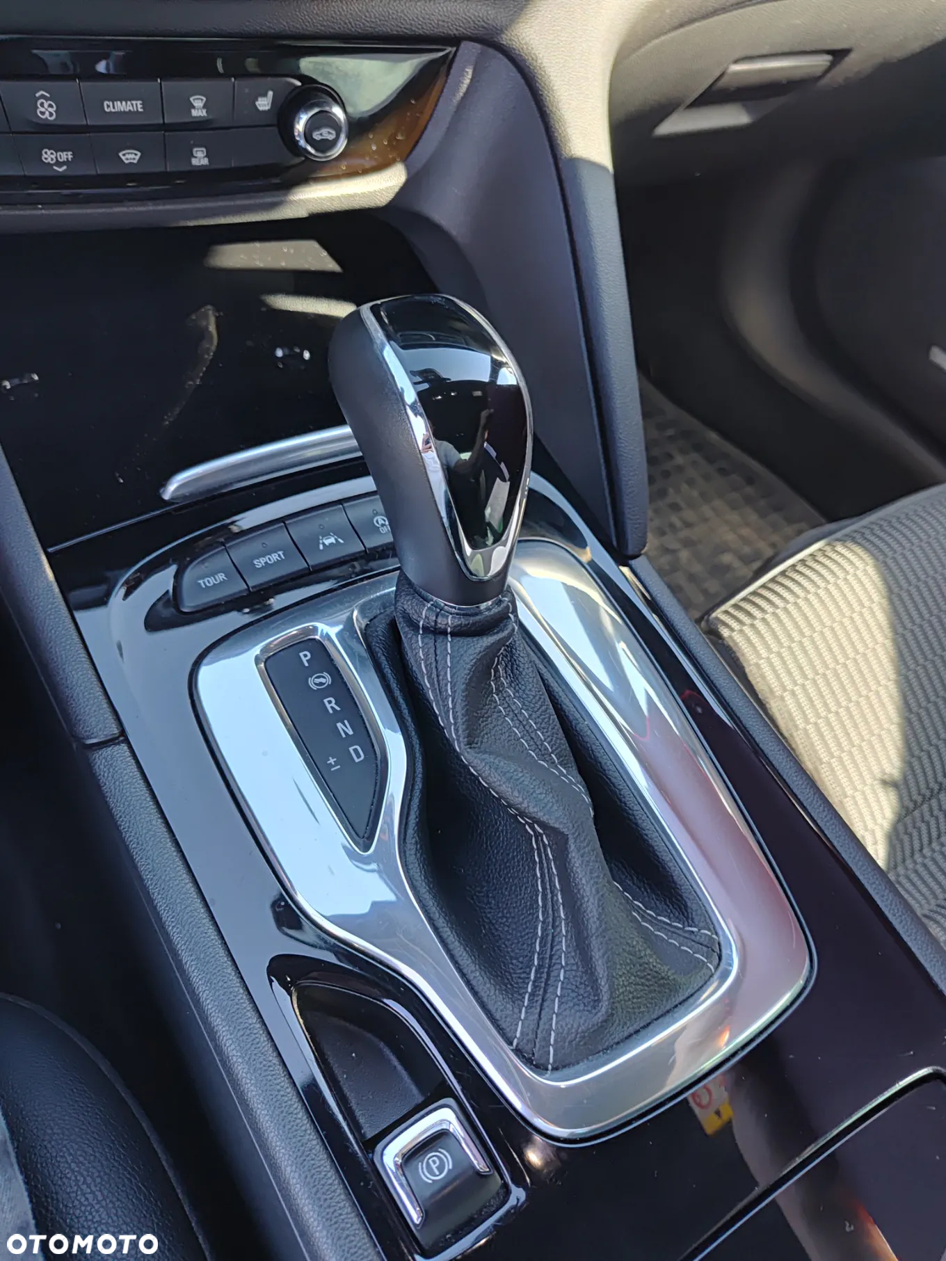 Opel Insignia - 10