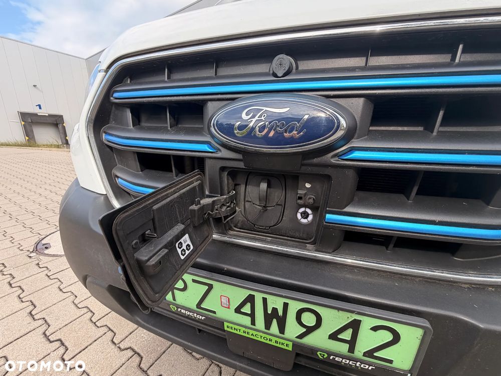 Ford E-Transit - 18