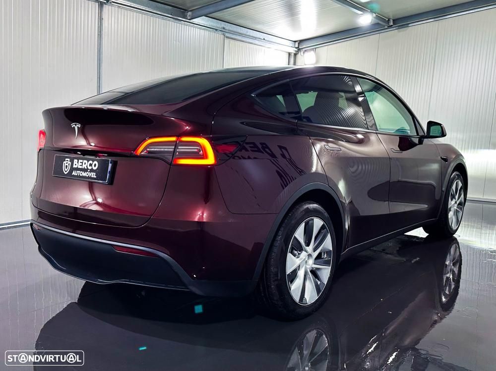 Tesla Model Y Long Range RWD - 5