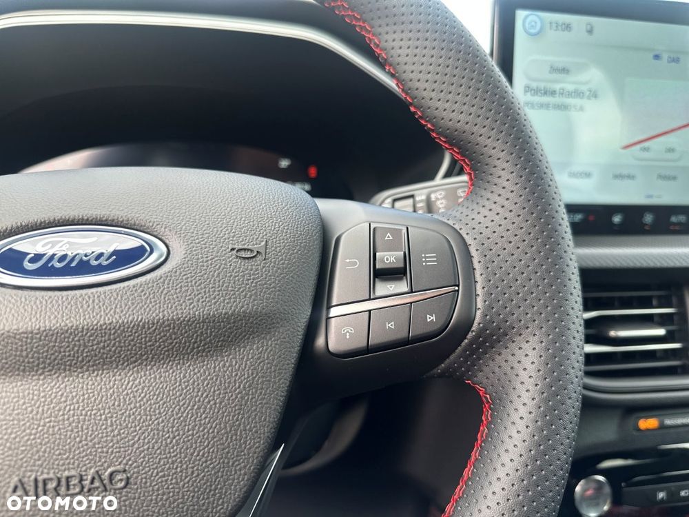Ford Kuga 2.5 FHEV AWD ST-Line X - 14