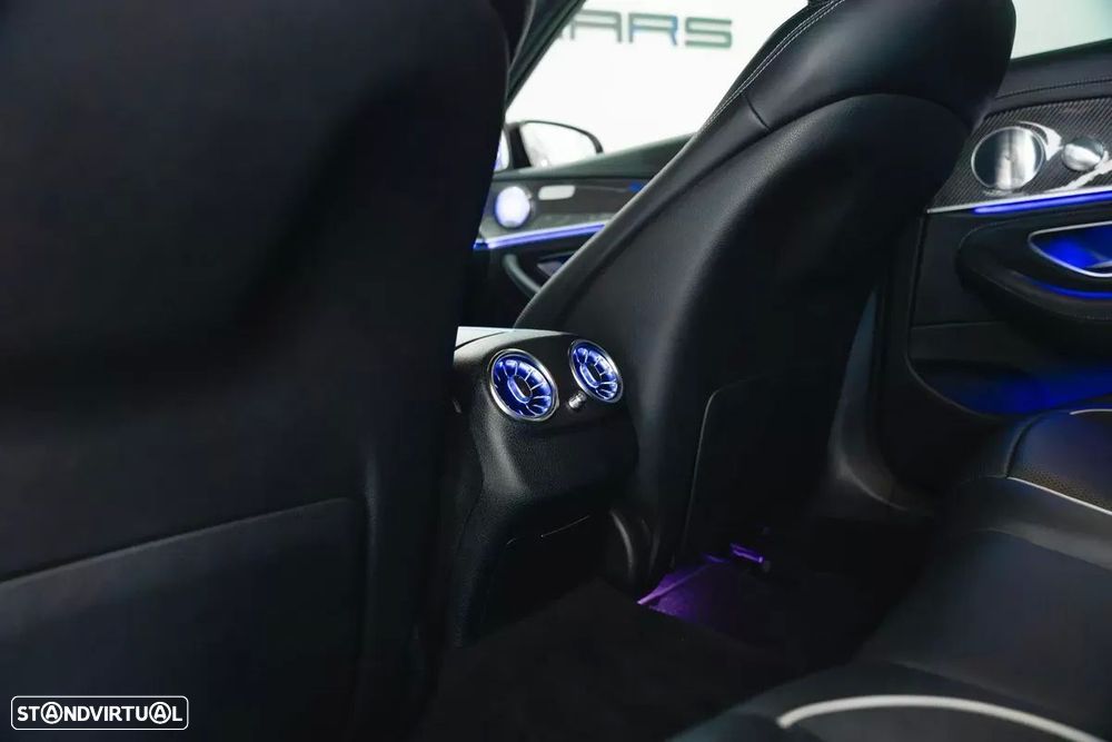 Mercedes-Benz E 63 AMG S 4-Matic+ - 33