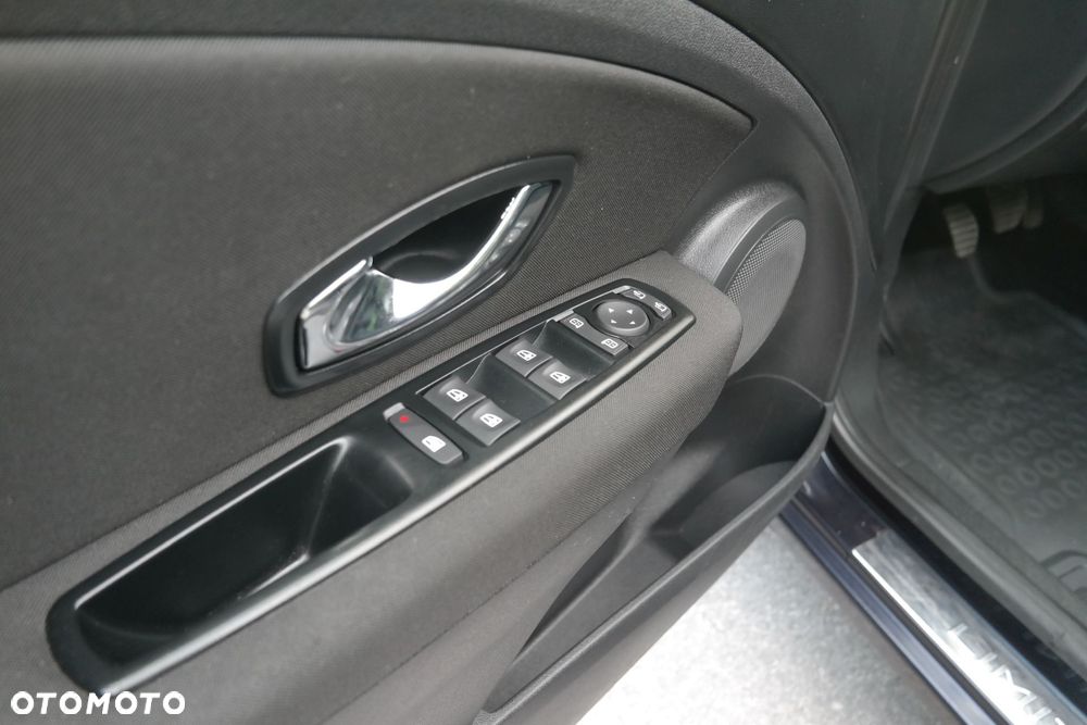 Renault Fluence - 11