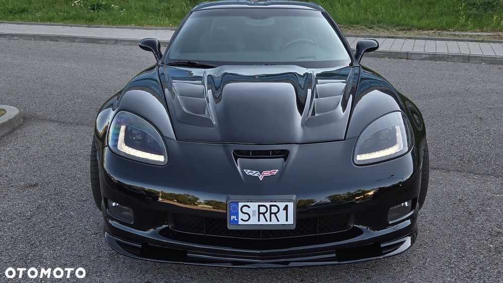 Chevrolet Corvette - 3