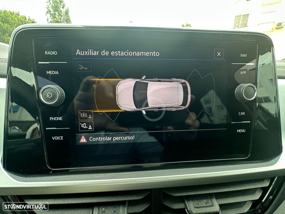 VW T-Roc 1.0 TSI Urban - 17