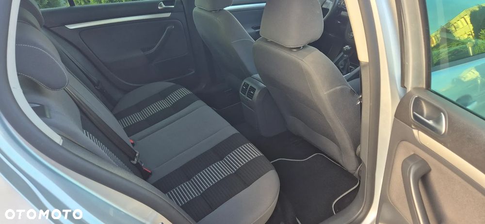 Volkswagen Golf 1.6 United - 17