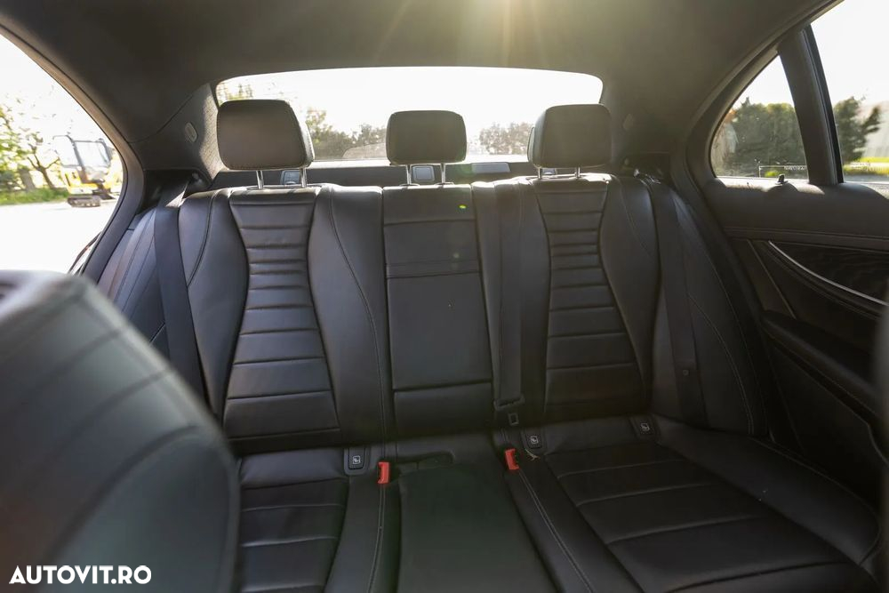 Mercedes-Benz E 220 d T 9G-TRONIC AMG Line - 21