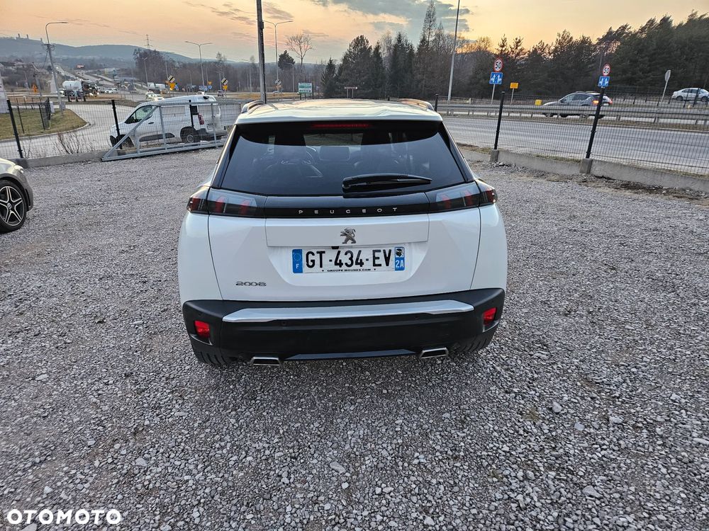 Peugeot 208 PureTech 130 EAT8 GT - 4