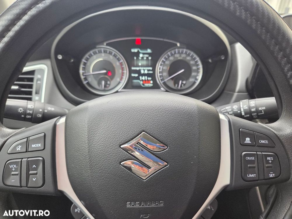 Suzuki S-Cross 1.4 Boosterjet MHEV Cool - 33