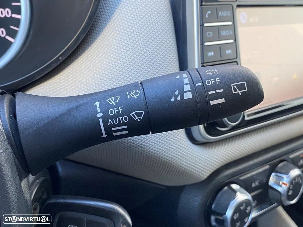 Nissan Micra 0.9 IG-T N-Connecta S/S - 23