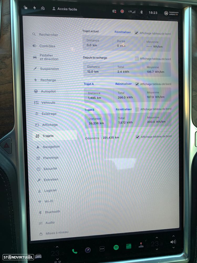 Tesla Model S - 19