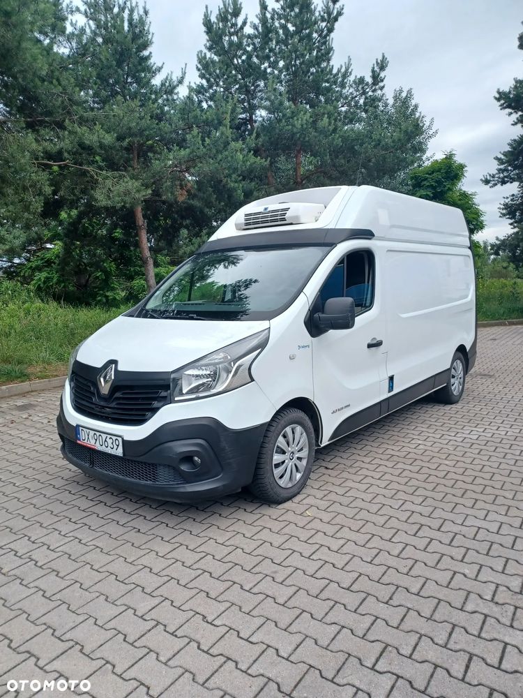 Renault Traffic - 1