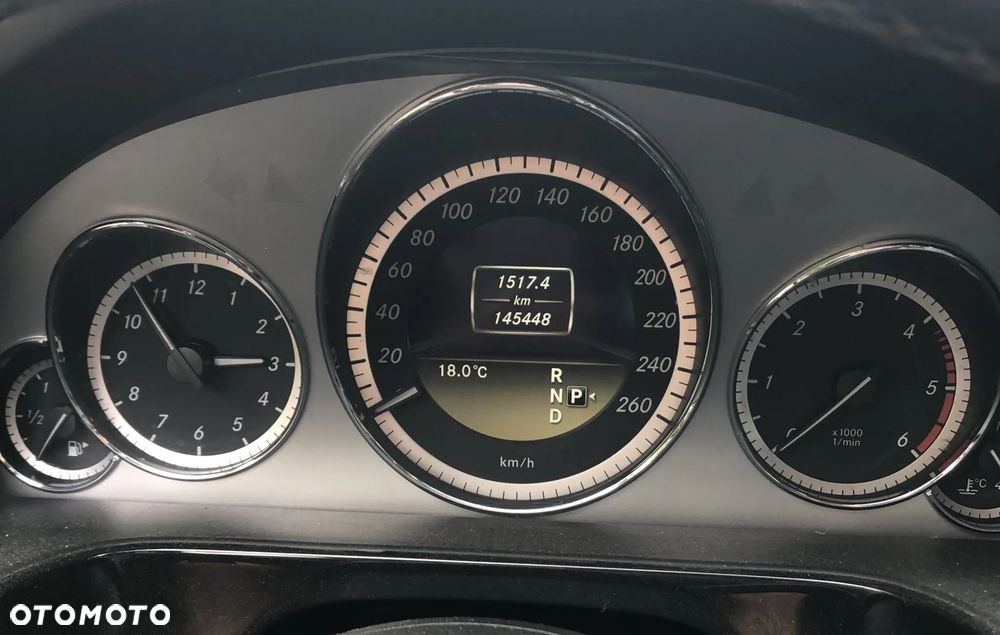 Mercedes-Benz Klasa E 220 CDI BlueEff Avantgarde - 7
